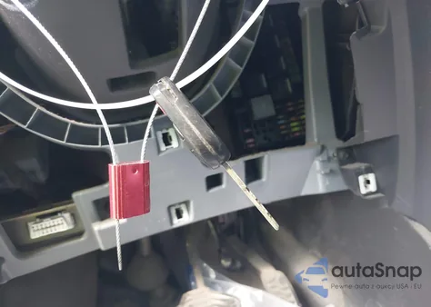 2017 Ford Transit-250 z USA, uszkodzony, nr VIN 1FTYR2DM2HKA70763